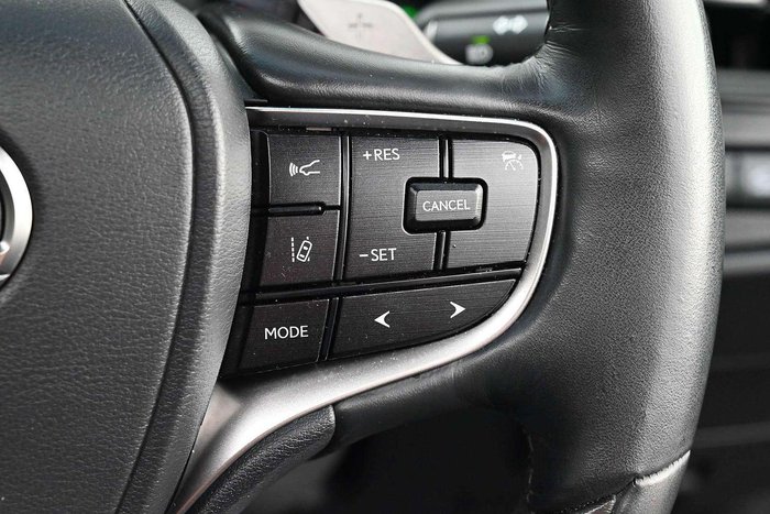 2023 Lexus ES 300h Sports Luxury