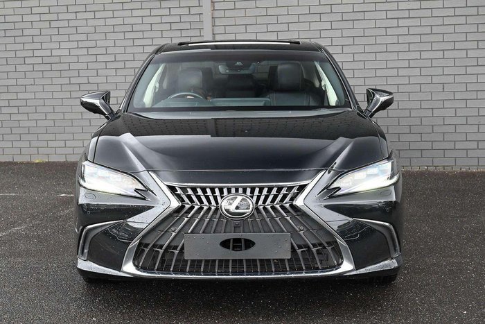 2023 Lexus ES 300h Sports Luxury