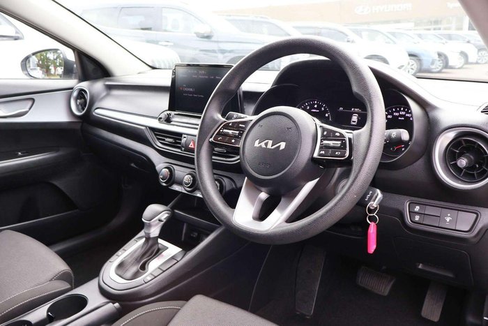 2024 Kia Cerato S