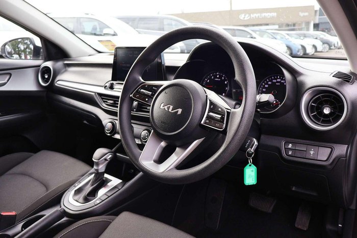 2024 Kia Cerato S