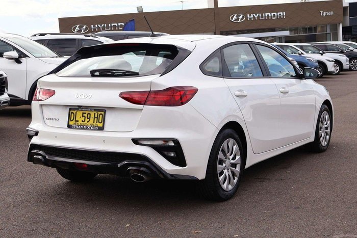 2024 Kia Cerato S