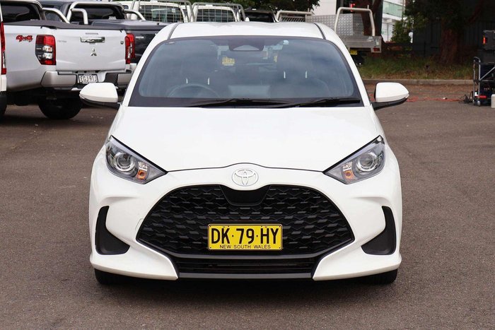 2024 Toyota Yaris Ascent Sport