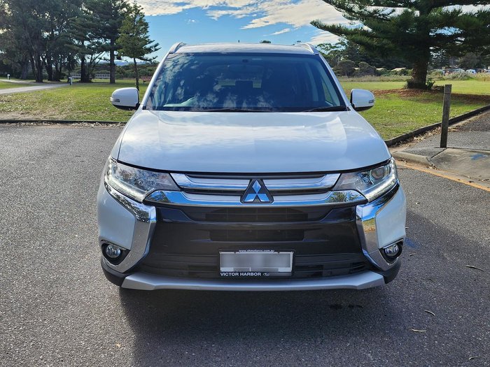 2016 Mitsubishi Outlander LS