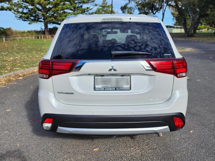 2016 Mitsubishi Outlander LS