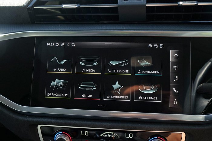 2022 Audi Q3 35 TFSI S line