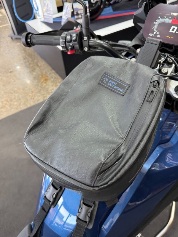 2026 BMW Motorrad F 800 GS SPORT GRAVITY BLUE METALLIC