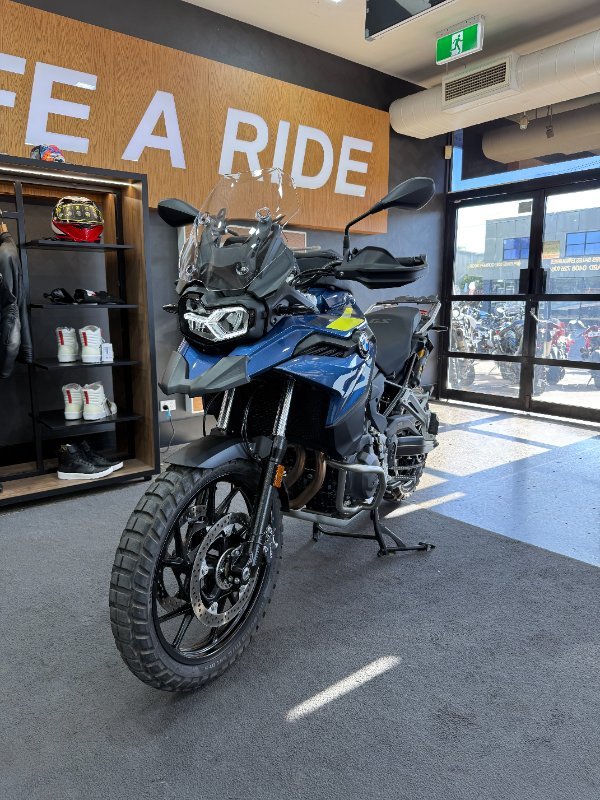 2026 BMW Motorrad F 800 GS SPORT GRAVITY BLUE METALLIC