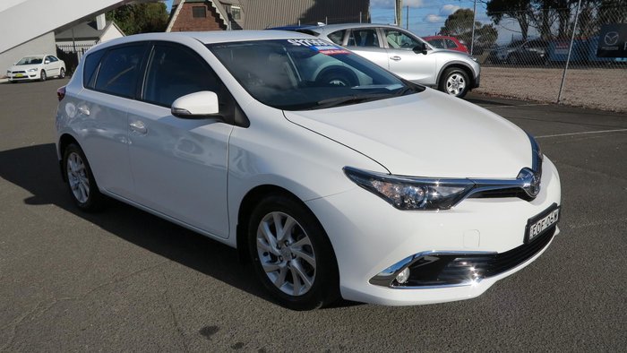 2018 Toyota Corolla Ascent Sport ZRE182R Crystal Pearl