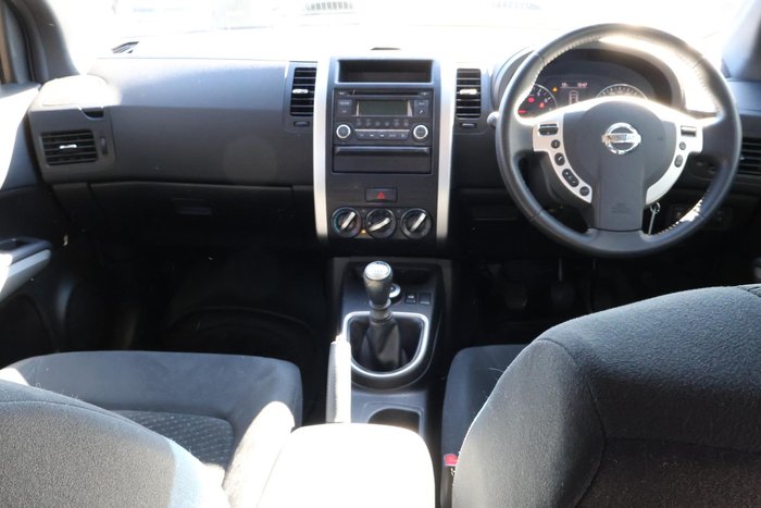 2013 Nissan X-TRAIL ST