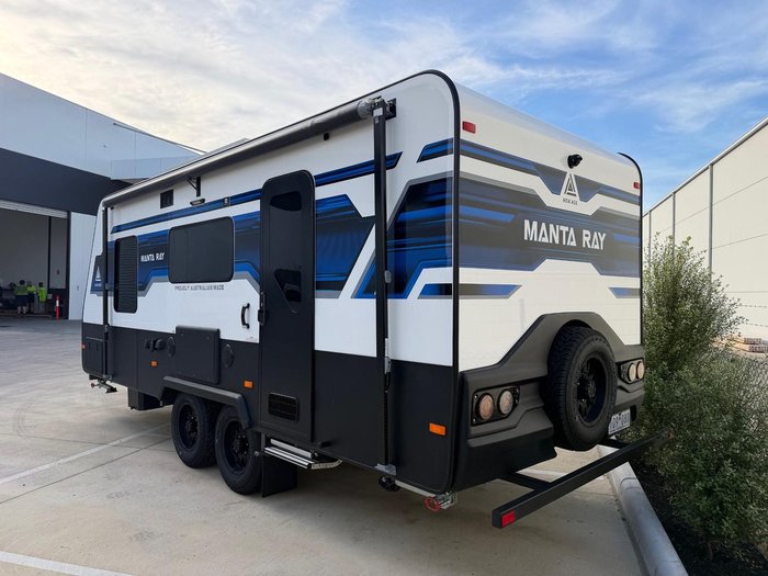 2025 New Age Caravans Manta Ray 18Er Couples My26