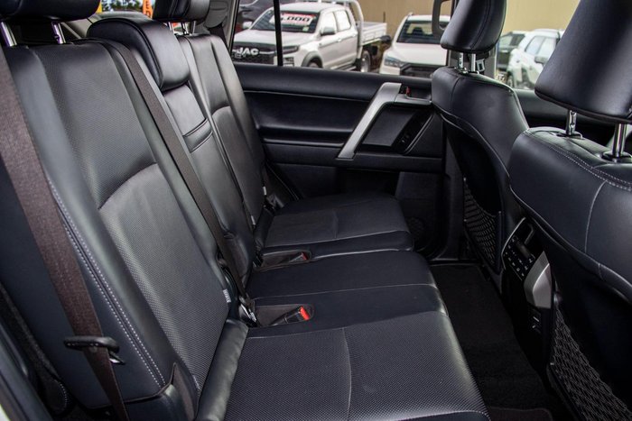 2021 Toyota Landcruiser Prado Kakadu