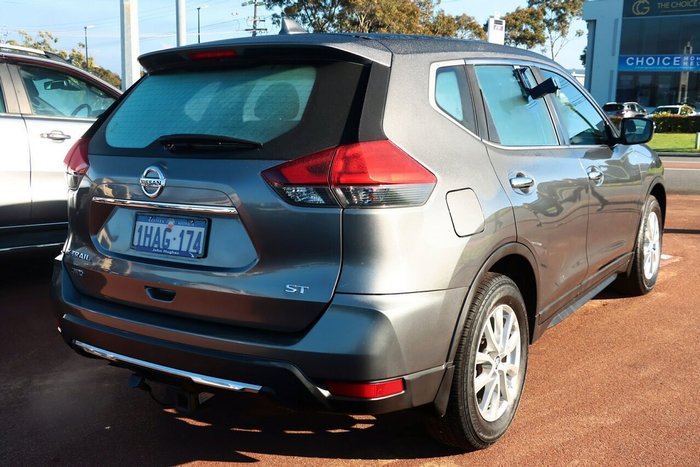 2017 Nissan X-TRAIL ST