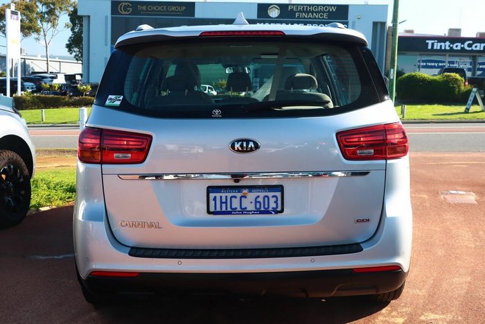 2019 Kia Carnival S