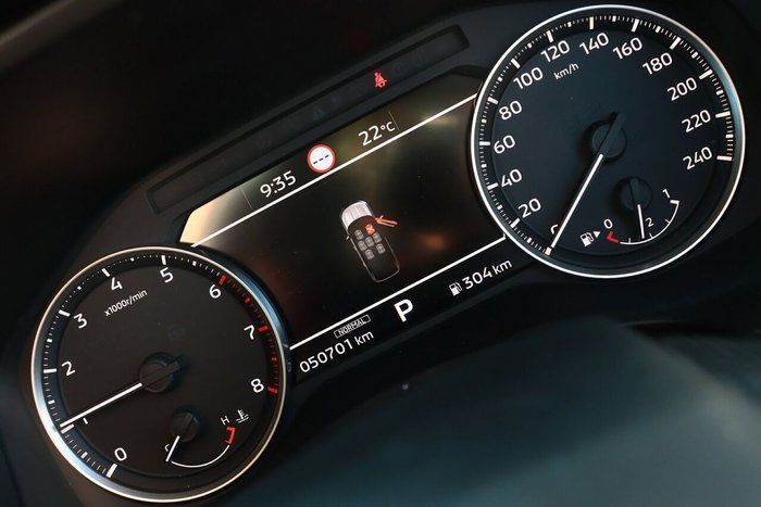 2022 Mitsubishi Outlander LS