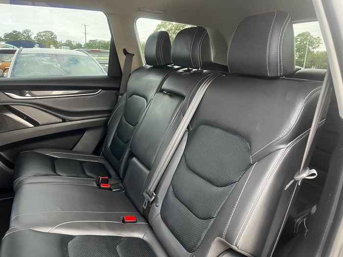 2023 LDV D90 Executive