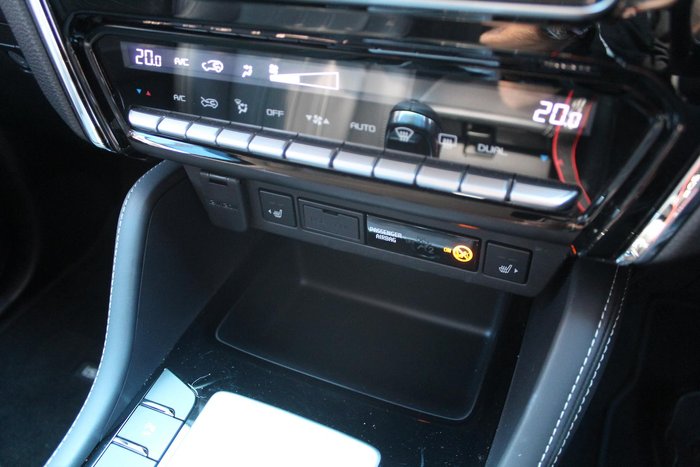 2023 Isuzu MU-X LS-T