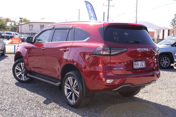 2023 Isuzu MU-X LS-T
