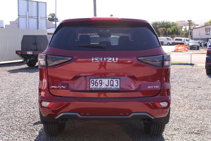 2023 Isuzu MU-X LS-T