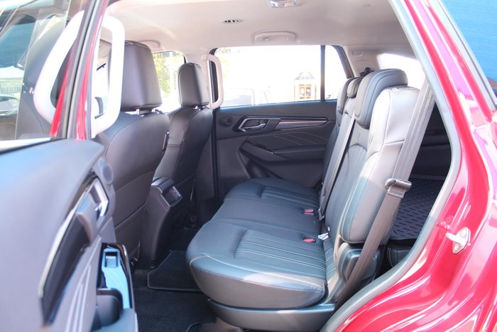 2023 Isuzu MU-X LS-T