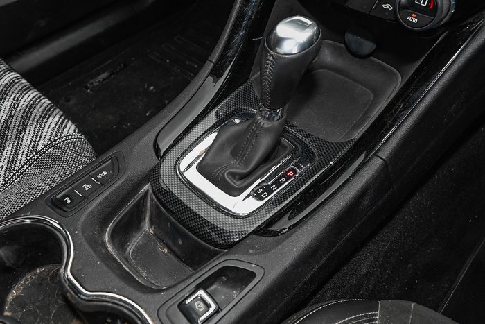 2022 Toyota Hilux SR