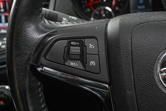 2022 Toyota Hilux SR