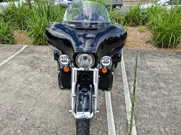 2025 HARLEY-DAVIDSON FLHTCUTG TRI GLIDE U/CLC 114