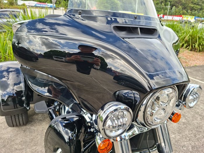 2025 HARLEY-DAVIDSON FLHTCUTG TRI GLIDE U/CLC 114