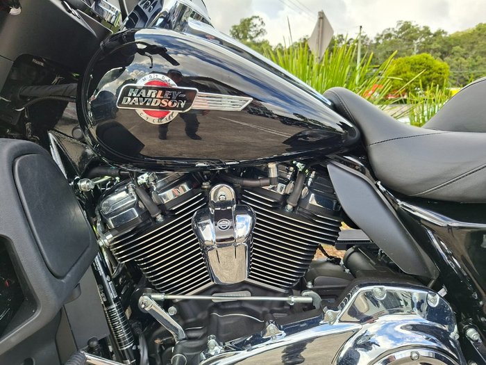 2025 HARLEY-DAVIDSON FLHTCUTG TRI GLIDE U/CLC 114