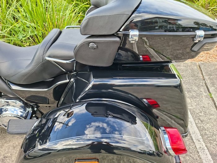 2025 HARLEY-DAVIDSON FLHTCUTG TRI GLIDE U/CLC 114