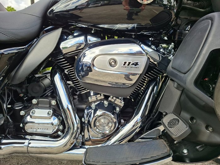 2025 HARLEY-DAVIDSON FLHTCUTG TRI GLIDE U/CLC 114