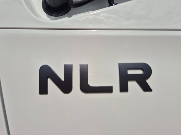 2026 Isuzu Trucks NLR 45-150 NLR 45-150 AUTO SWB Traypack