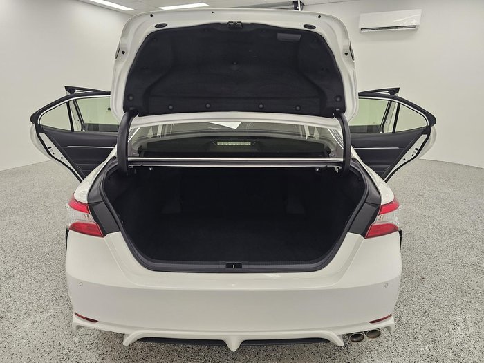2019 Toyota Camry Ascent Sport ASV70R Glacier White