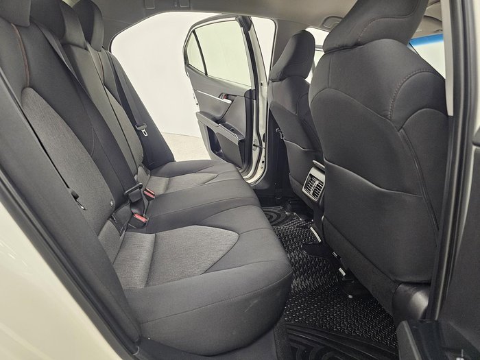 2019 Toyota Camry Ascent Sport ASV70R Glacier White