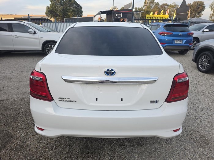 2019 Toyota Corolla Axio Hybrid NKE165 White