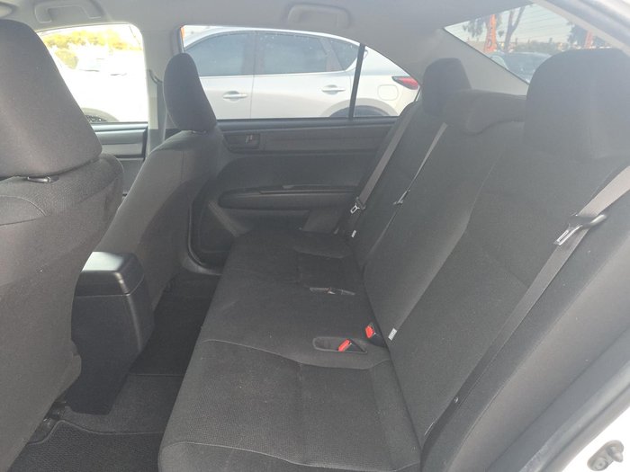 2019 Toyota Corolla Axio Hybrid NKE165 White