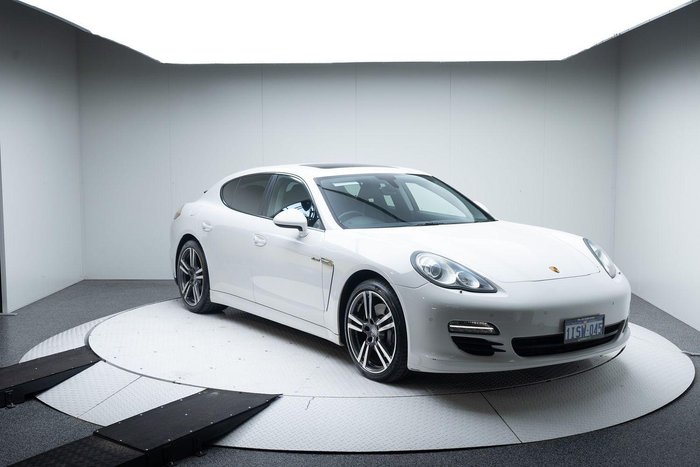 2012 Porsche Panamera