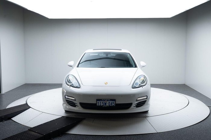 2012 Porsche Panamera