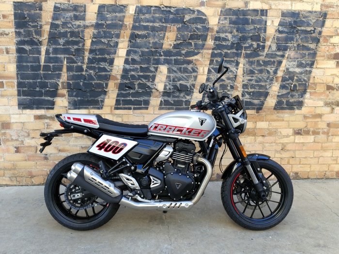 2026 TRIUMPH TRACKER 400 ROAD SILVER