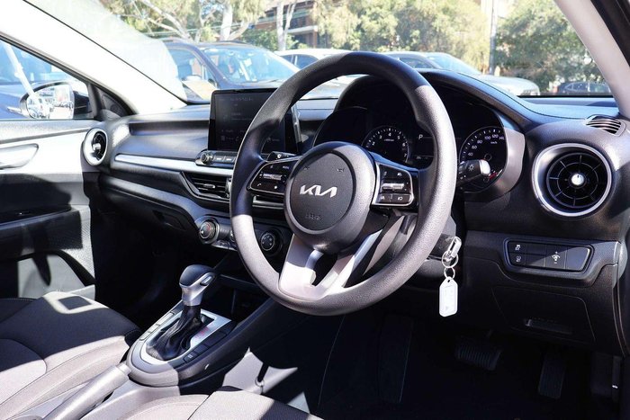 2024 Kia Cerato S