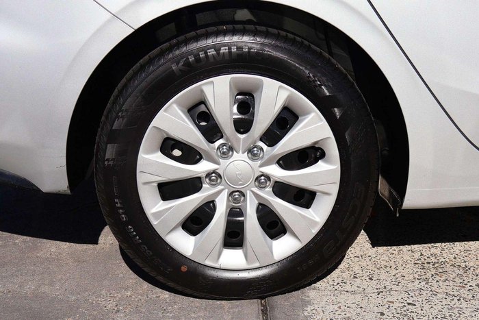 2024 Kia Cerato S