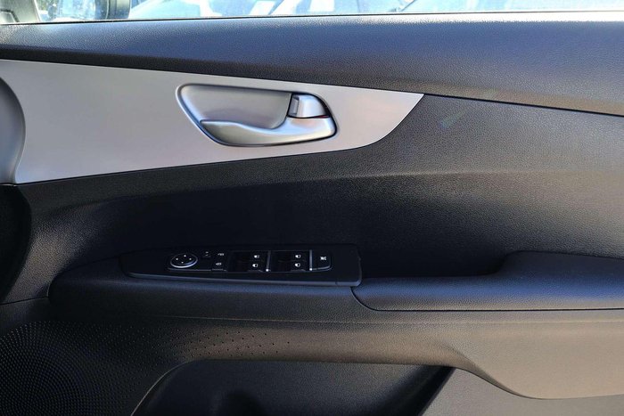 2024 Kia Cerato S