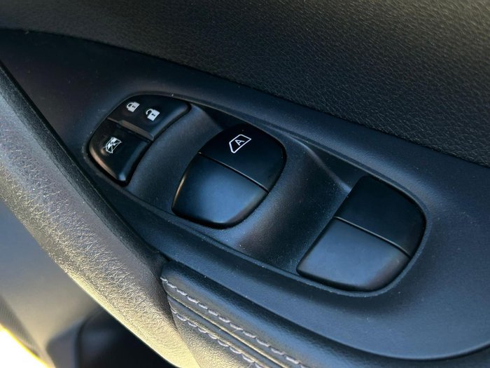 2017 Nissan X-TRAIL ST