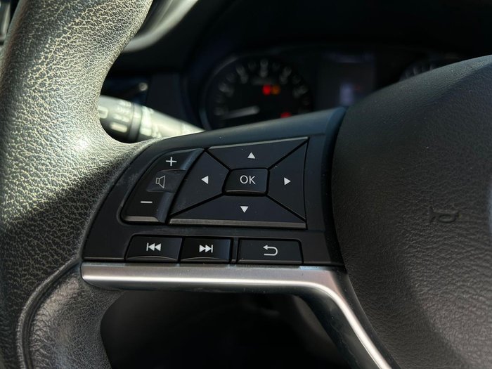 2017 Nissan X-TRAIL ST