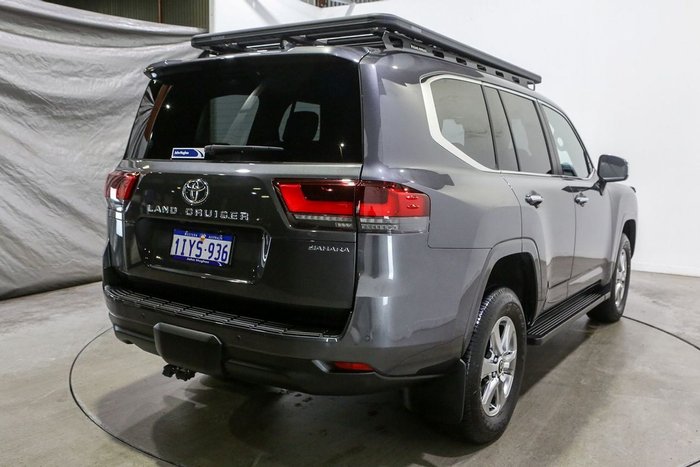 2025 Toyota Landcruiser Sahara