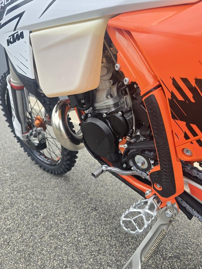 2026 KTM 300 EXC TBI Hardenduro EXC TBI Orange