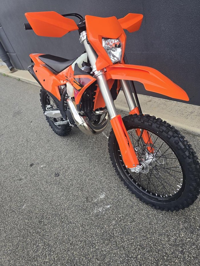 2025 KTM