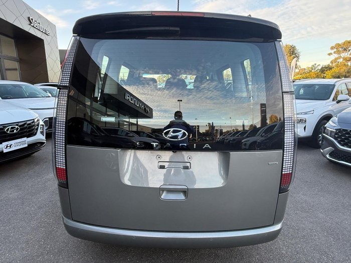2022 Hyundai STARIA