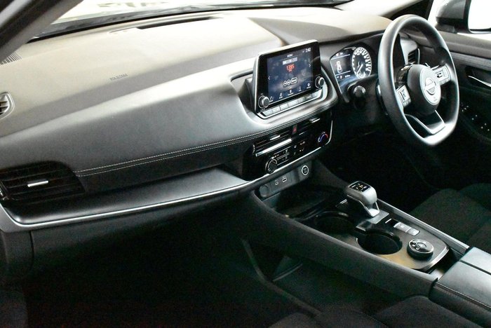 2023 Nissan X-TRAIL ST