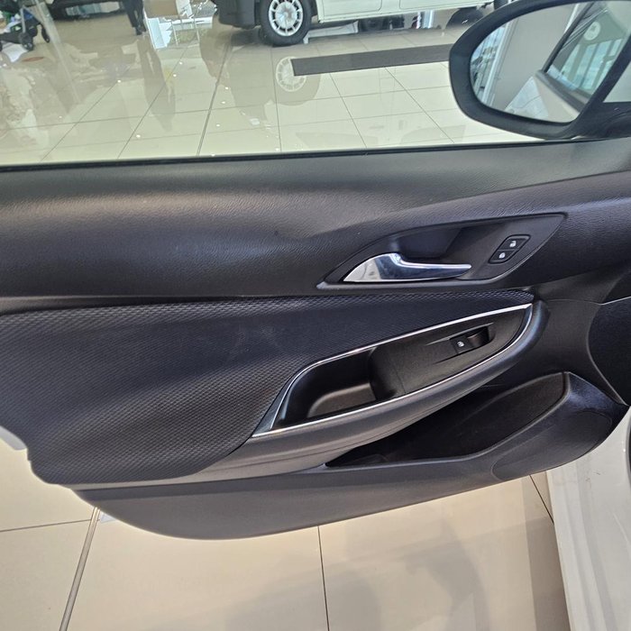 2018 Holden Astra LT