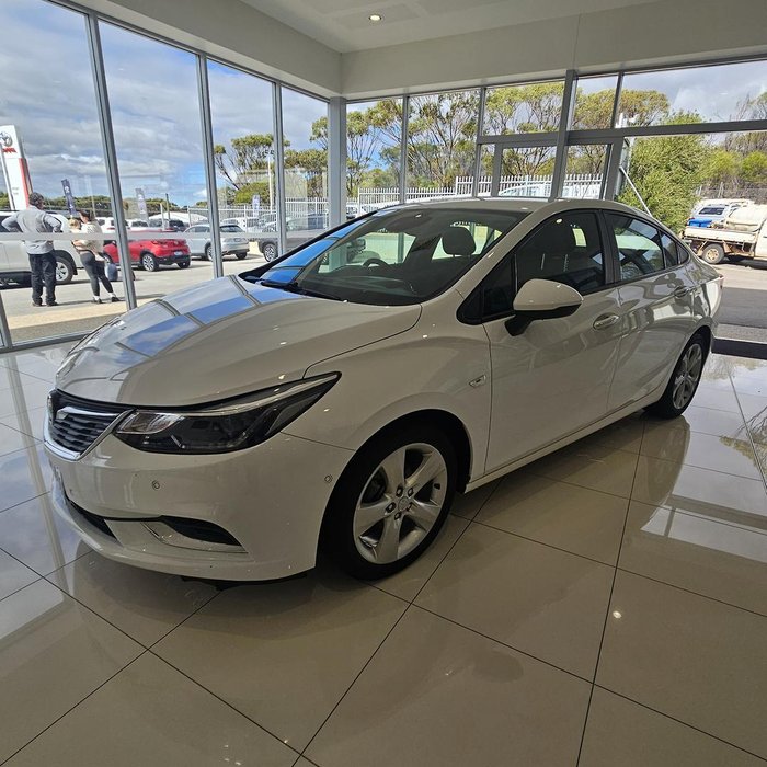 2018 Holden Astra LT